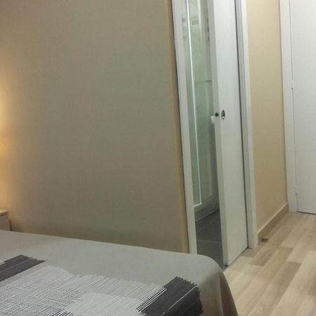 Pension Avenida Vilafranca del Penedès Kamer foto
