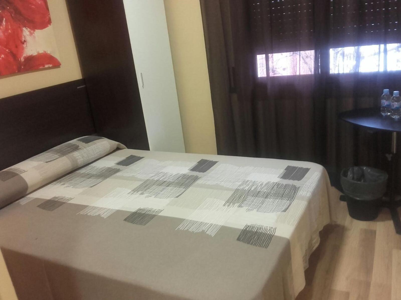 Pension Avenida Vilafranca del Penedès Kamer foto
